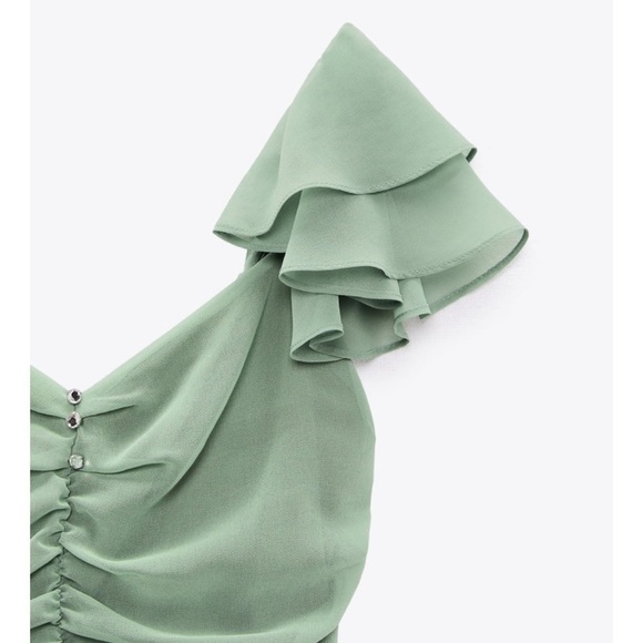 Zara RUFFLED SLEEVE DRAPED DRESS
KHAKI​​ - Picture 3 of 4